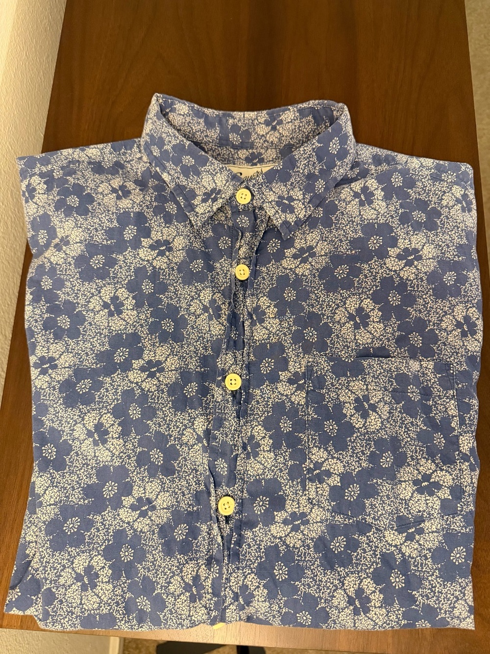 Grayers Blue Floral Short-Sleeve Button-Down Shirt - Picture 3 of 5